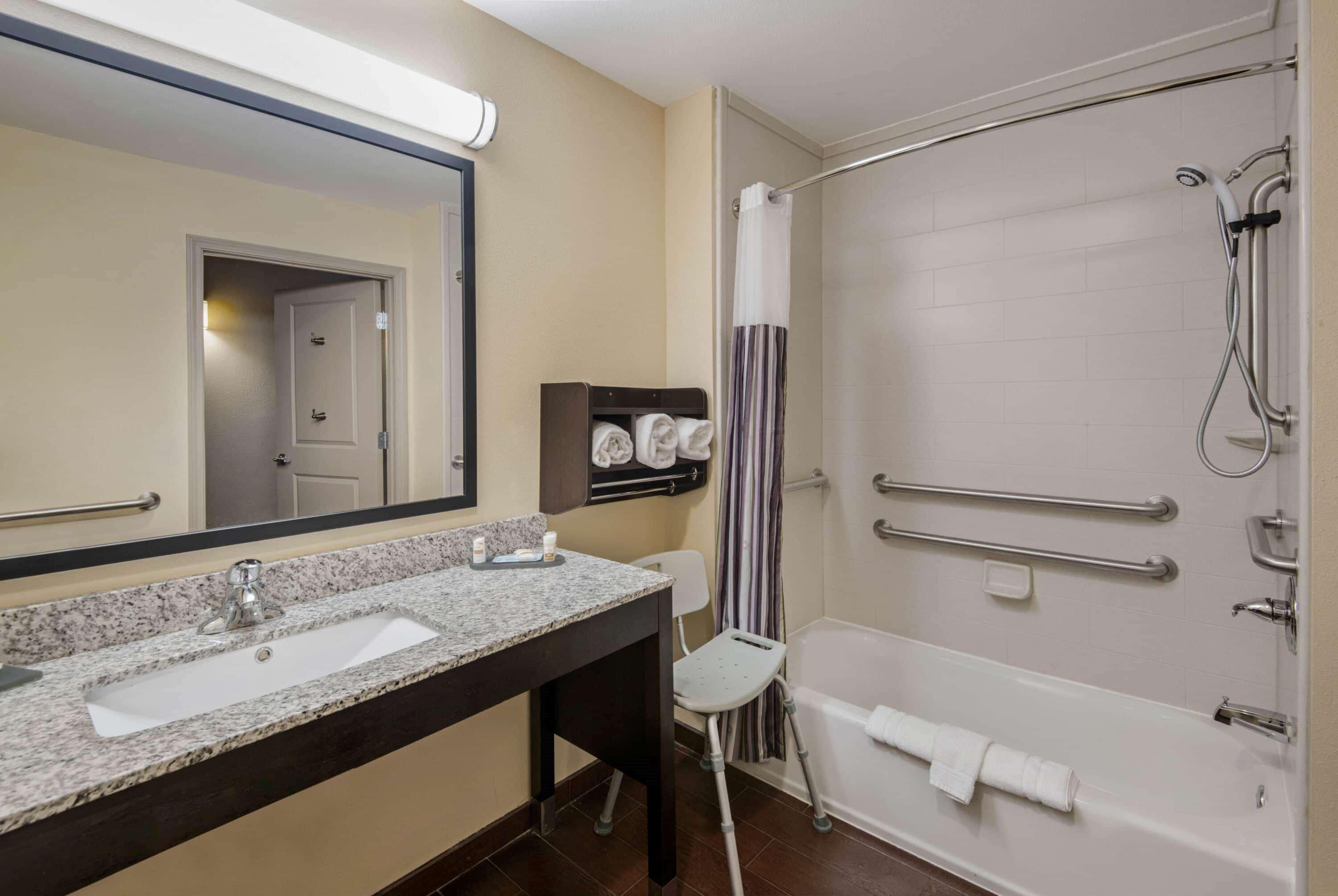 La Quinta Inn & Suites By Wyndham Durant Eksteriør bilde