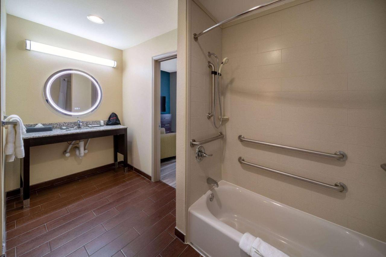La Quinta Inn & Suites By Wyndham Durant Eksteriør bilde